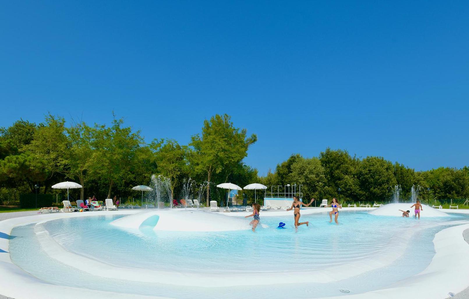 Isaresidence Holiday Resort Ca Lino Eksteriør bilde